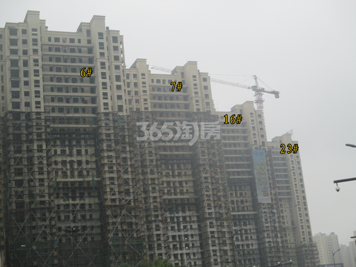 万泰城章6、7、16、23号楼施工进程图（2015.11）