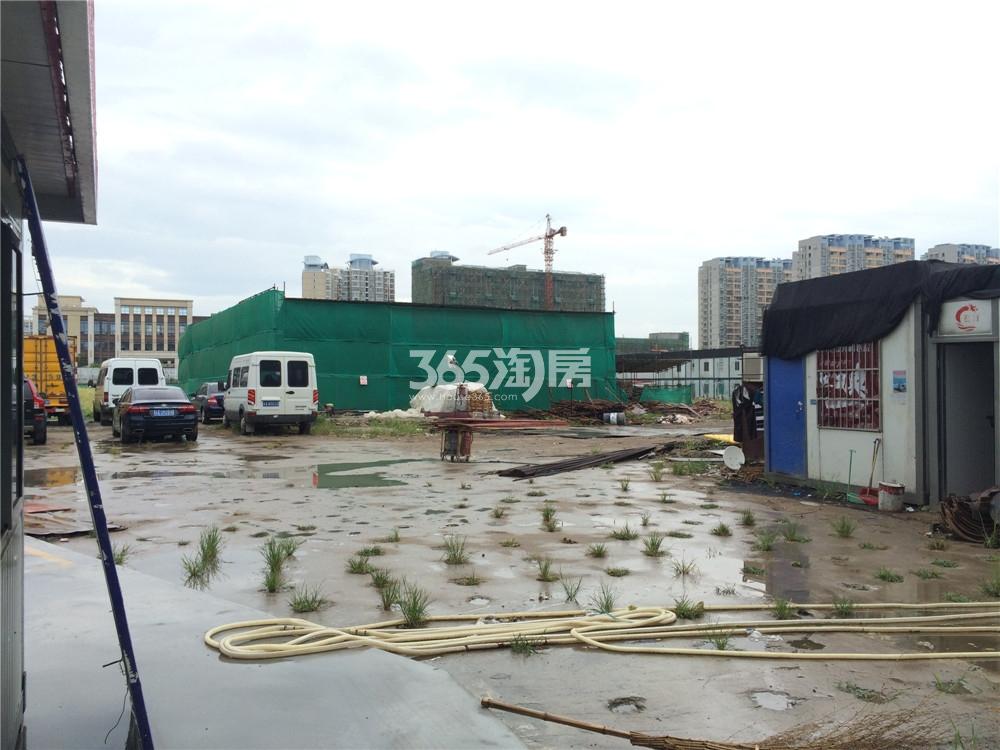 上海建工G68地块施工实景图（8.3）